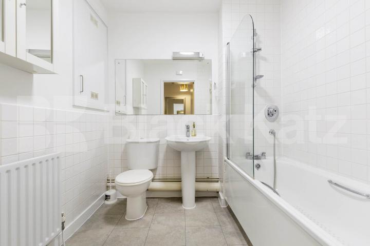 large 1 bedroom property with garden within a secure new build in Hornsey  Clarendon Road, Hornsey